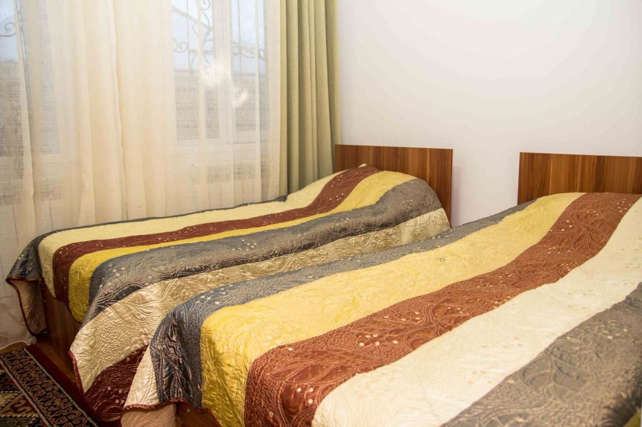 Отели типа «постель и завтрак» Sweet House Guest house Каракол-31