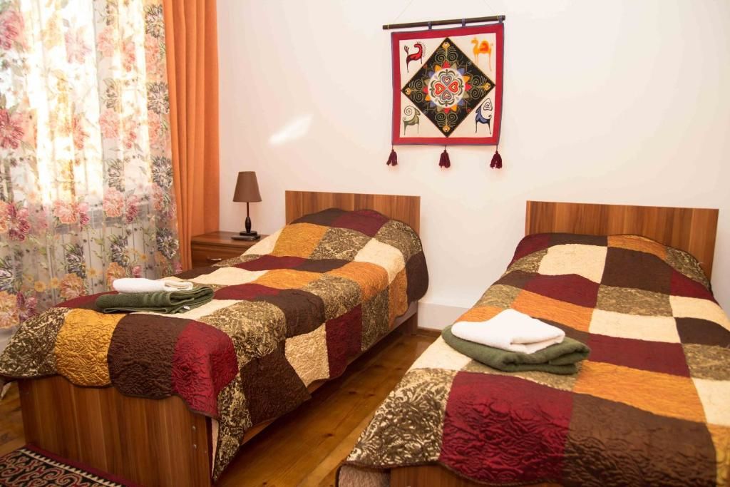 Отели типа «постель и завтрак» Sweet House Guest house Каракол-53
