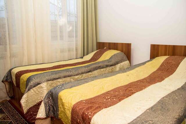 Отели типа «постель и завтрак» Sweet House Guest house Каракол-30