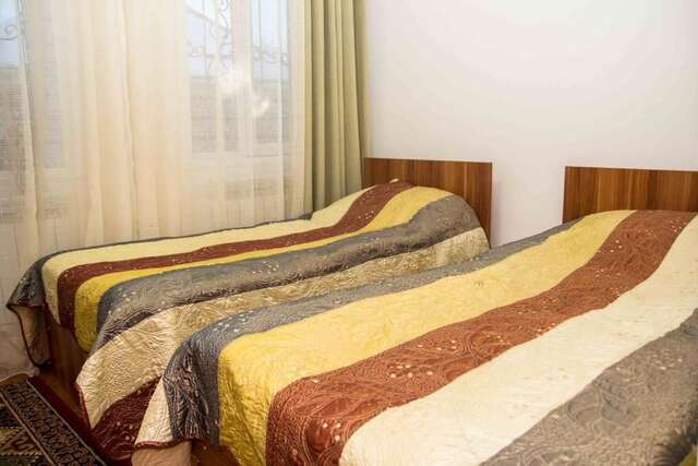 Отели типа «постель и завтрак» Sweet House Guest house Каракол-54